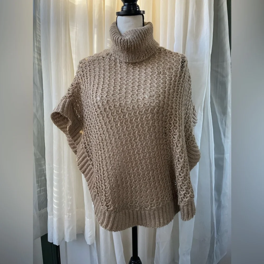 NWT Serra Loose Knit Poncho - Picture 4 of 8